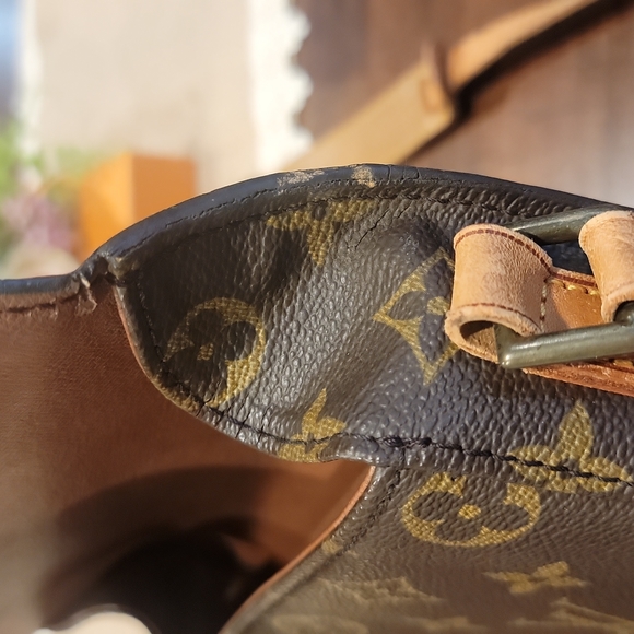 Authentic Louis Vuitton St Cloud PM bag - Picture 7 of 10